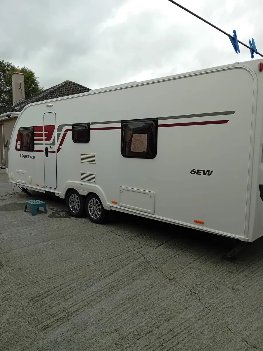 Swift Lifestyle 6 Berth - Image 1
