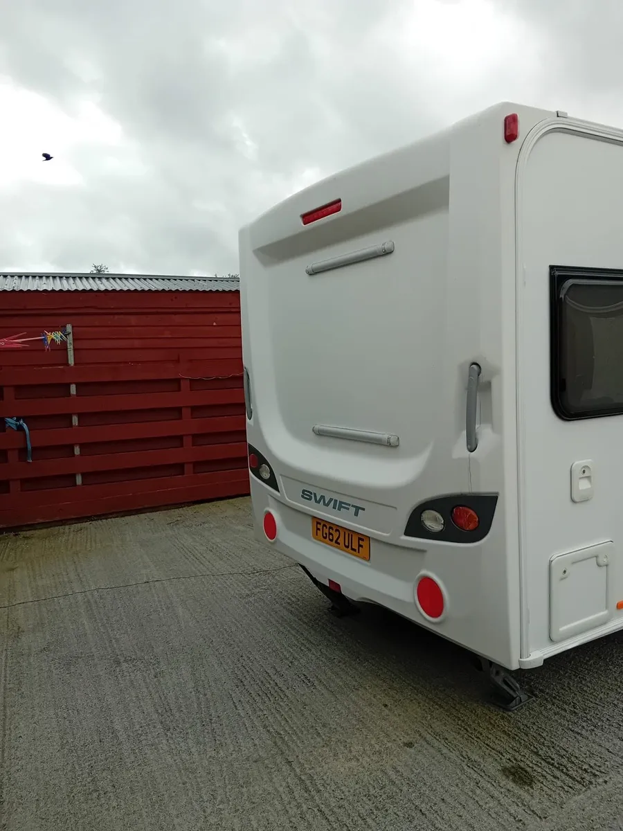 Swift Lifestyle 6 Berth - Image 4