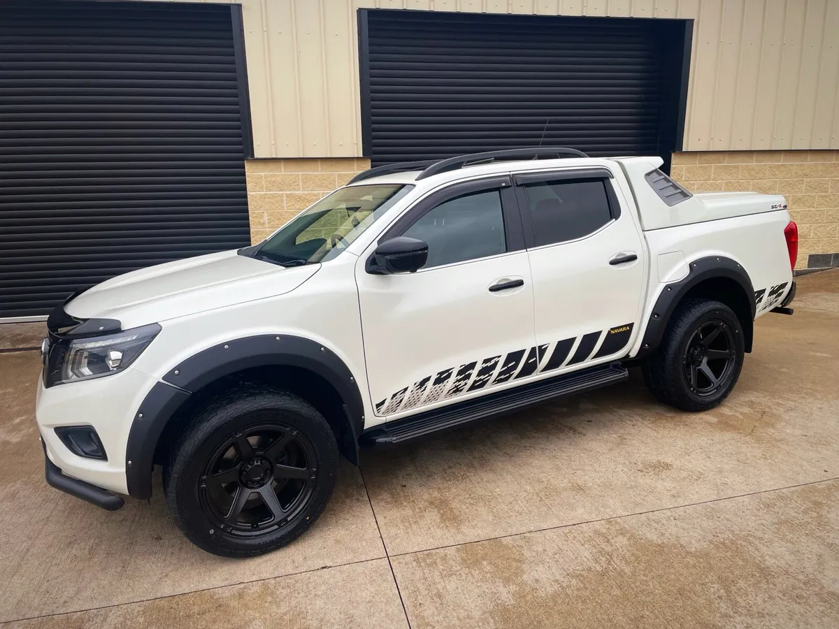 LATE 2019 NISSAN NAVARA 2.3 DCI N-GUARD AUTO - Image 1