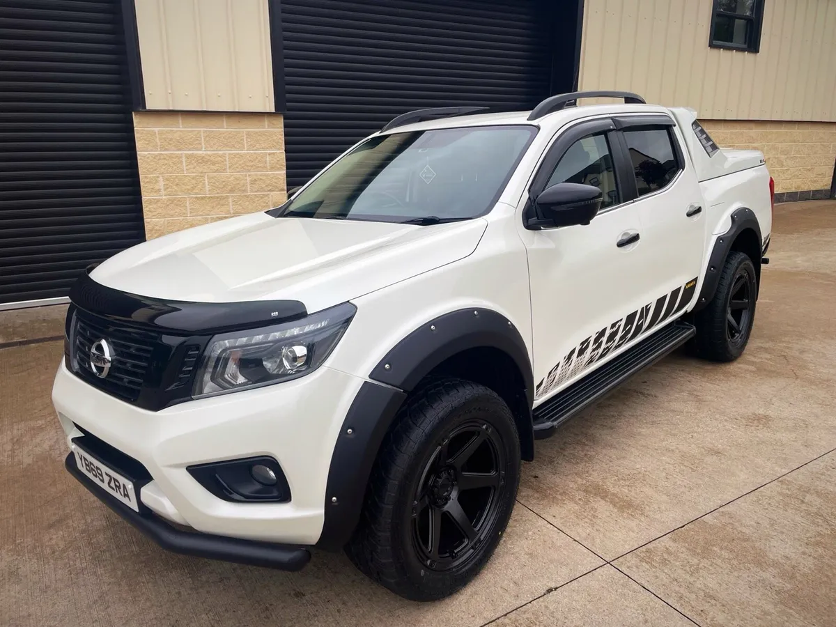 LATE 2019 NISSAN NAVARA 2.3 DCI N-GUARD AUTO - Image 2