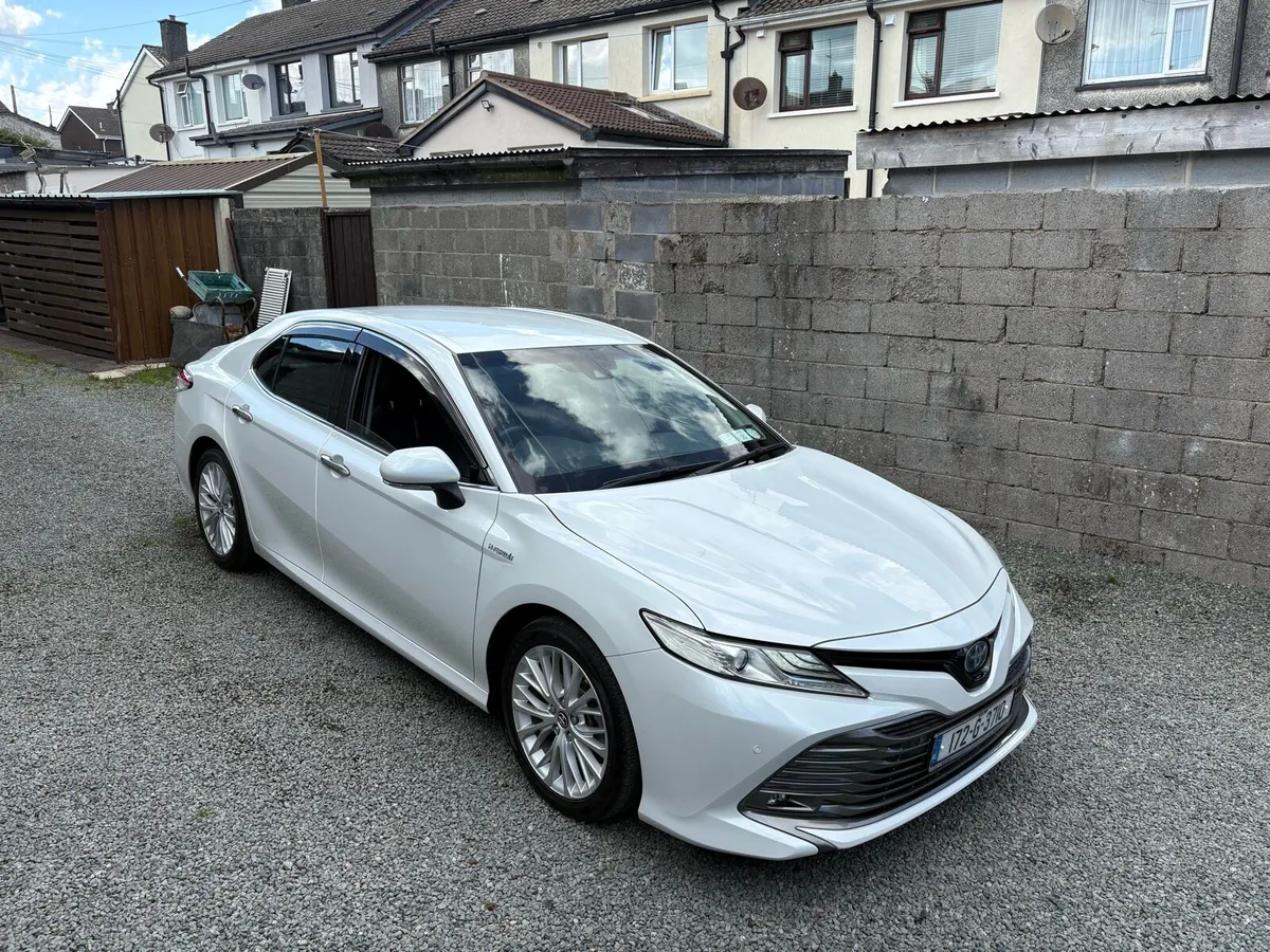 172 Toyota Camry top spec swap or px - Image 1