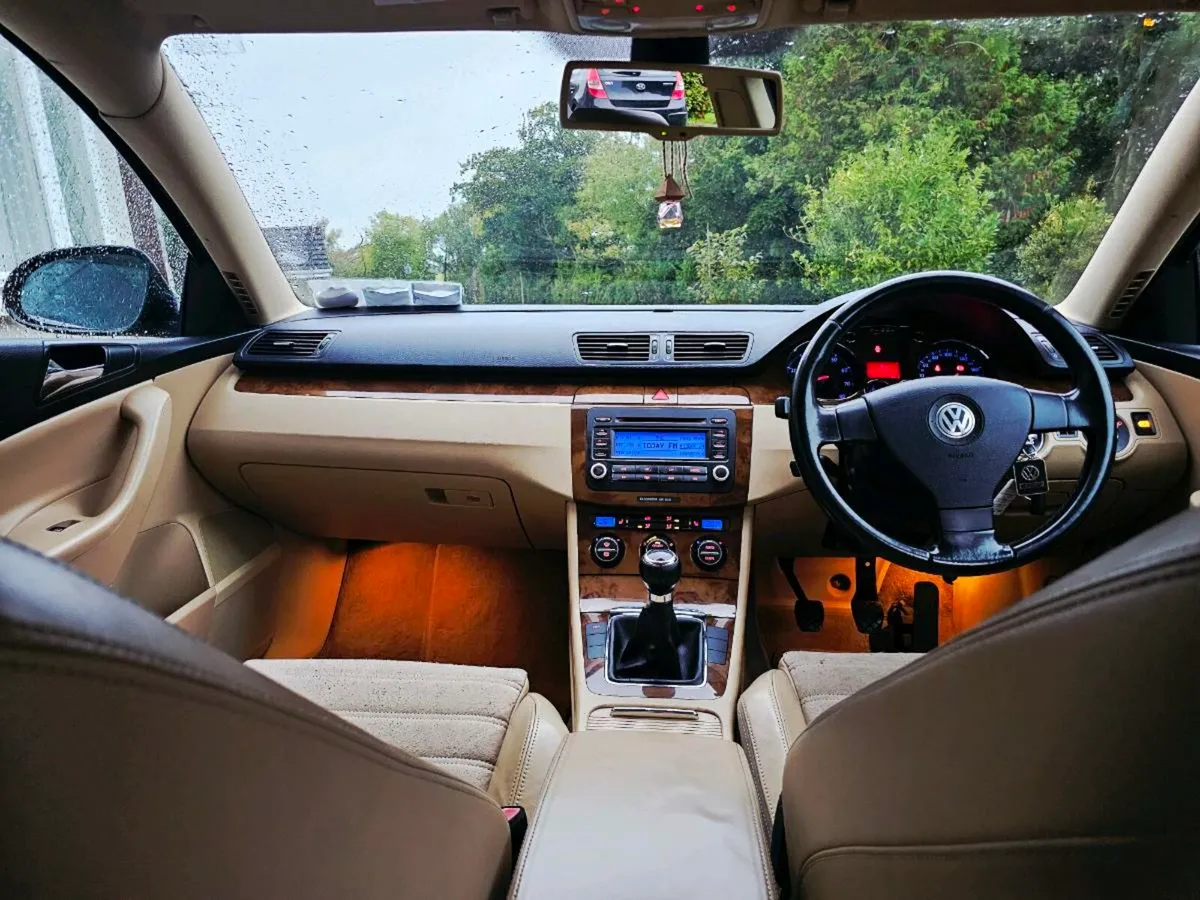 Volkswagen Passat 2006 - Image 3