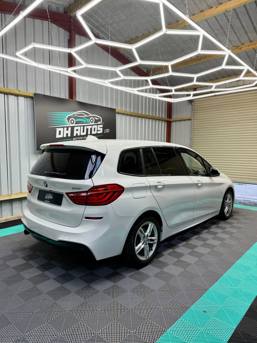 BMW 2-Series 2016 - MSport + 7 seater - Image 2