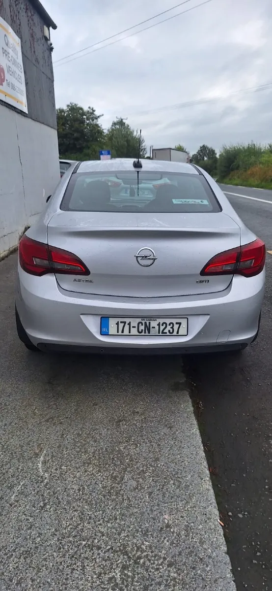 Opel Astra 2017 - Image 3