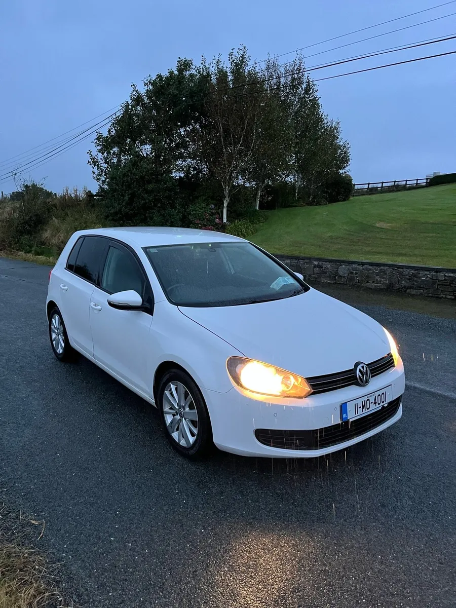 2011 Vw Golf - Image 1
