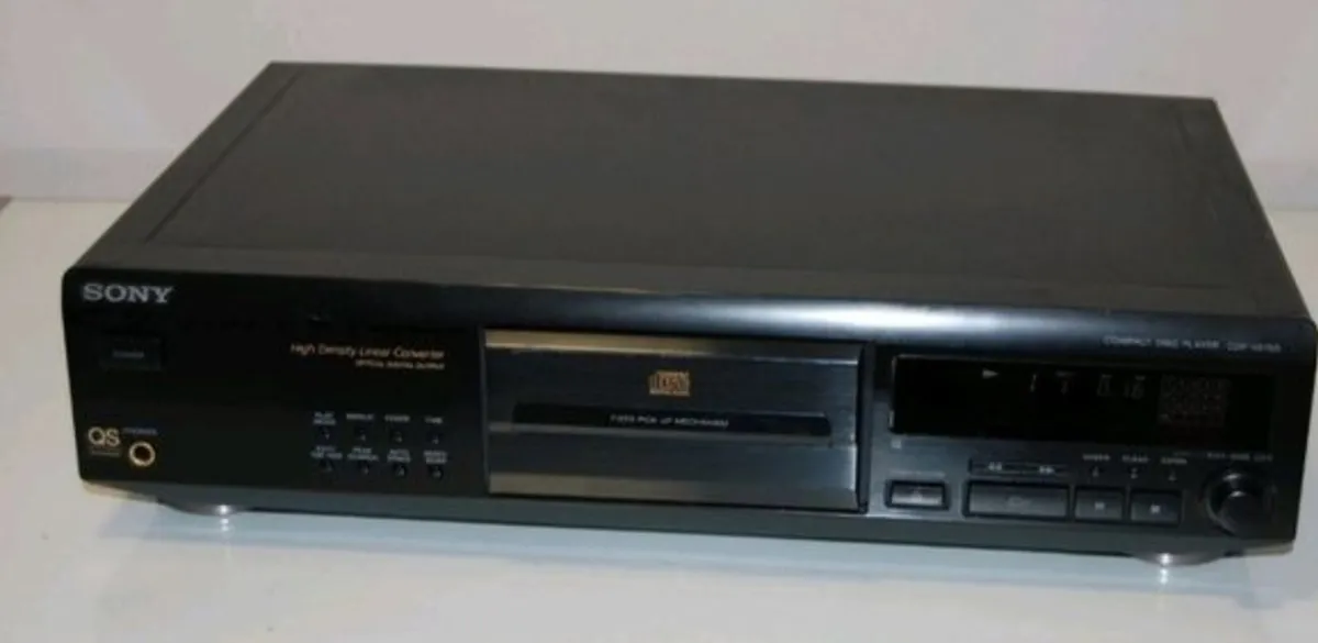 Sony CD player - Image 1