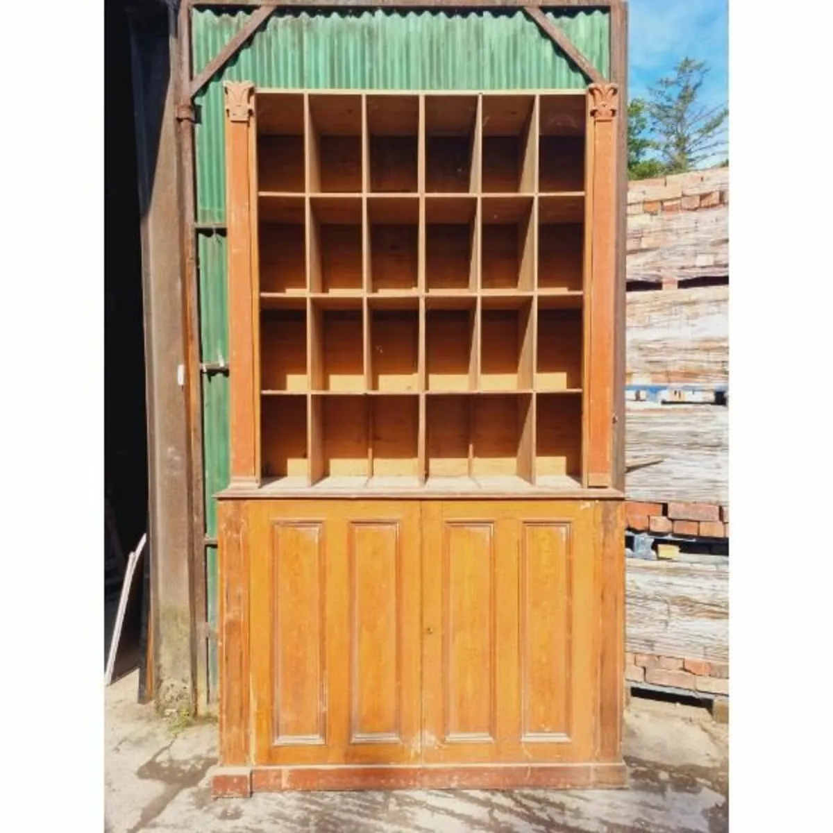 Large Victorian Cupboard KAS801 - Image 4