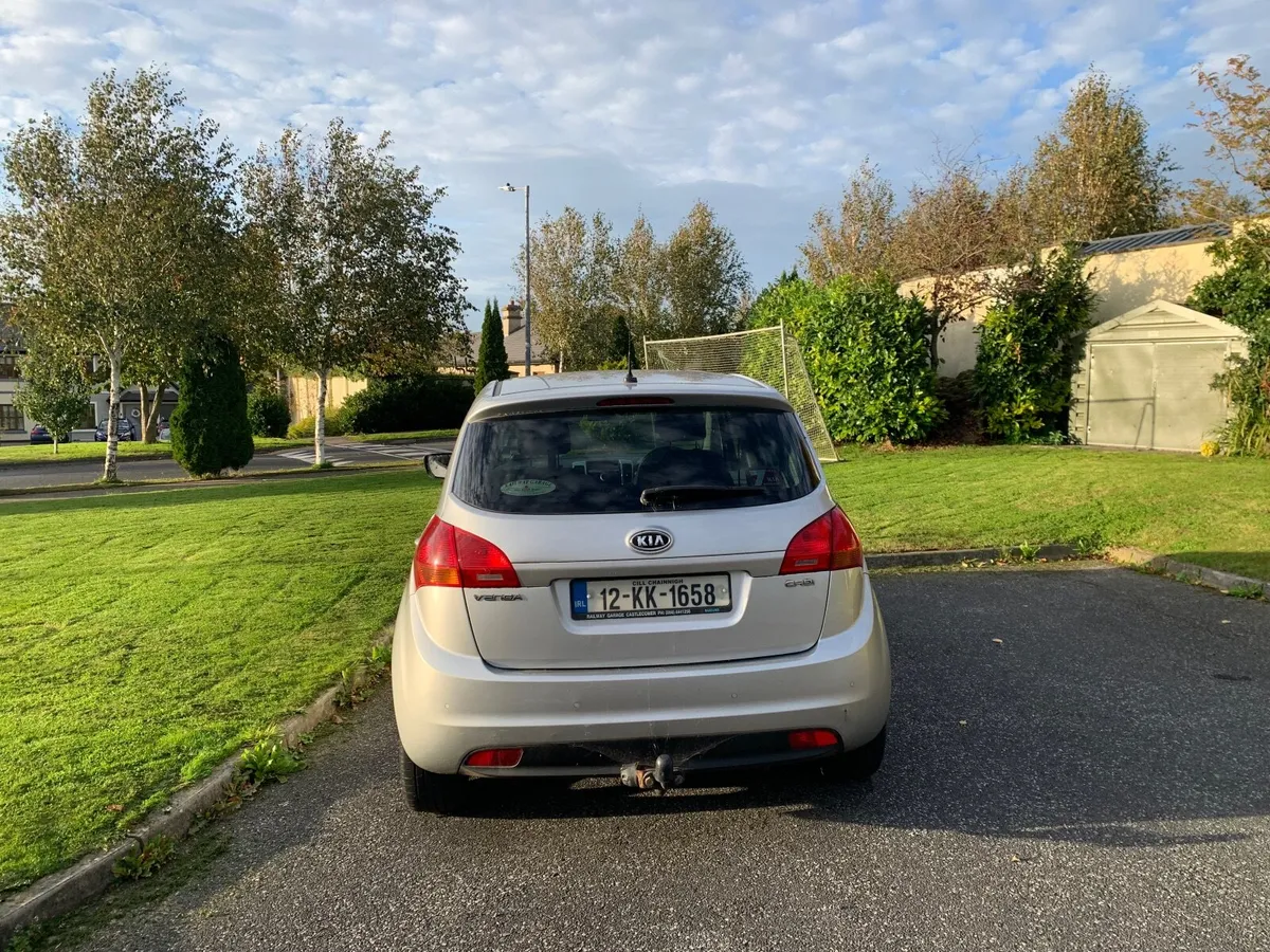 Kia Venga 2012 - Image 3