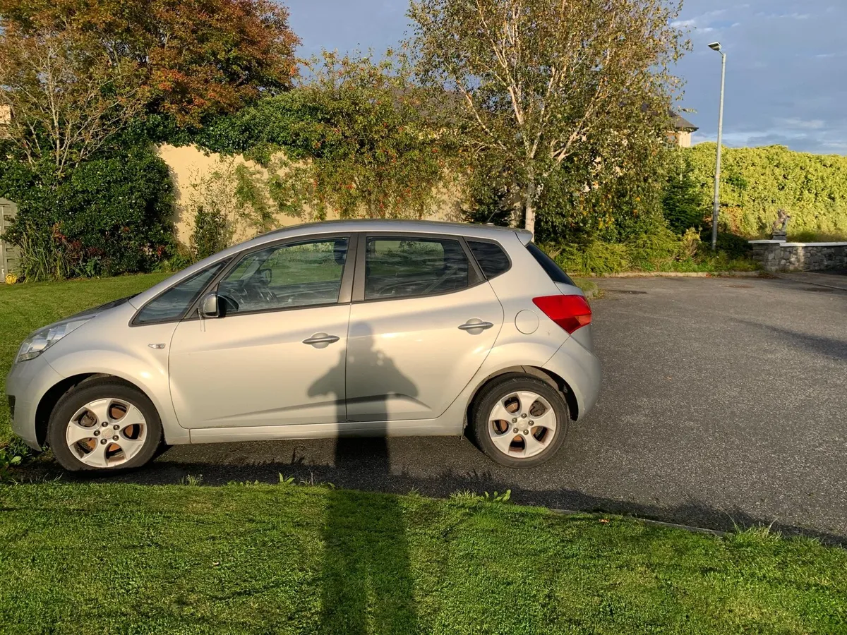 Kia Venga 2012 - Image 4