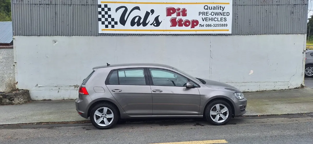 Volkswagen Golf 2016 - Image 2