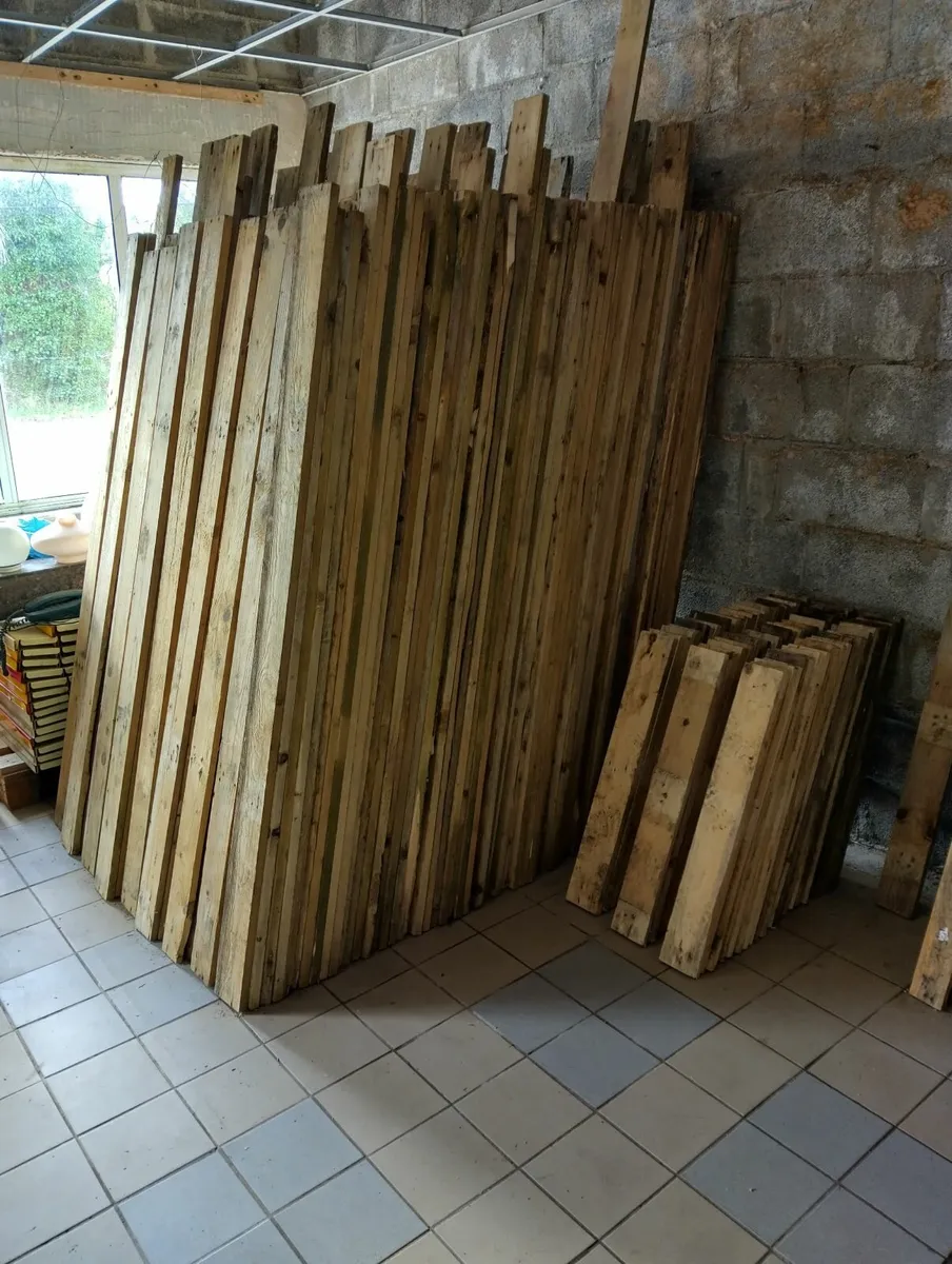 Construction timber for sale. - Image 3