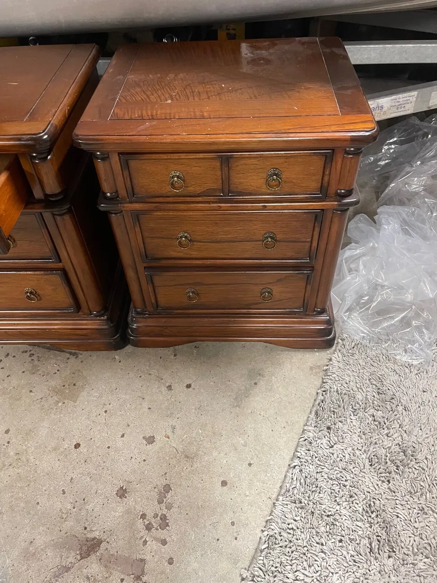 2 bedside lockers - Image 2