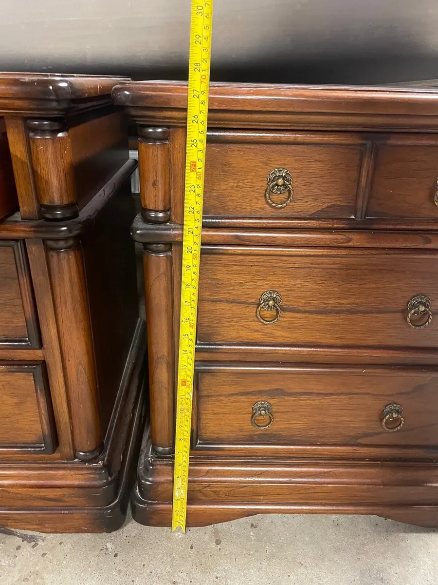 2 bedside lockers - Image 4