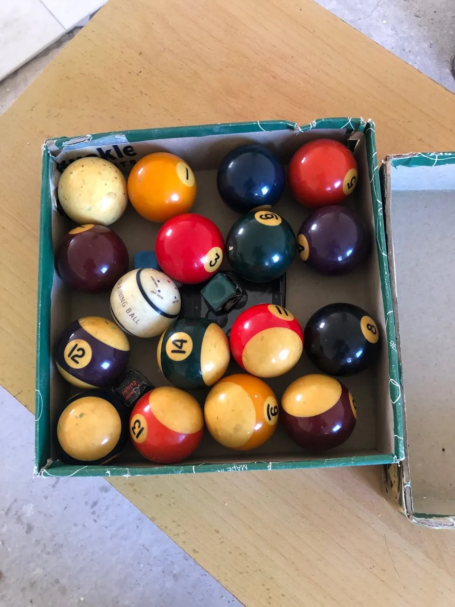 Pool balls - Image 2
