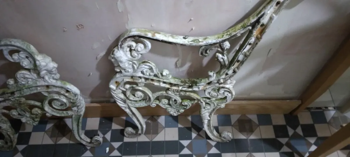 Bench ends - Image 1