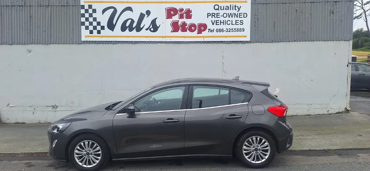 Ford Focus 2021 - Image 1