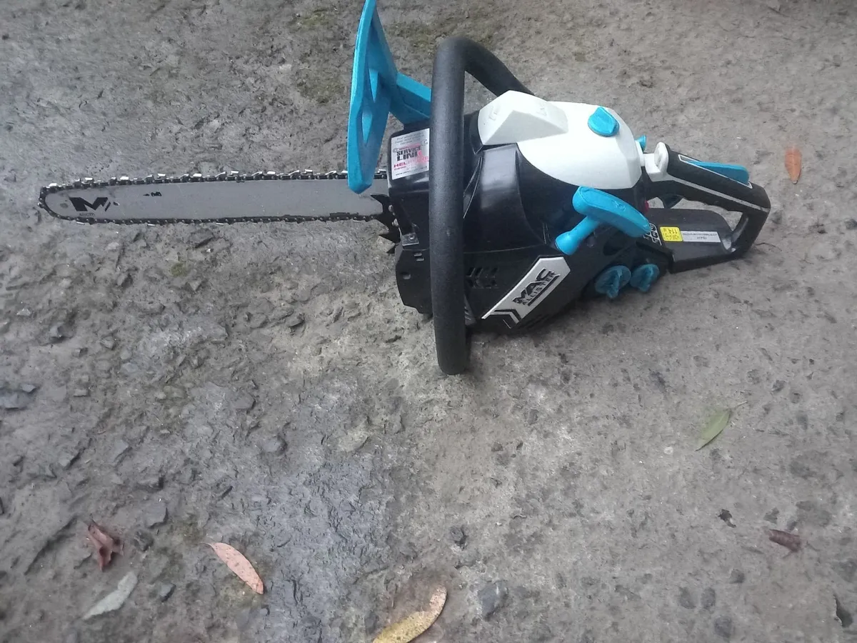 Chainsaw - Image 1
