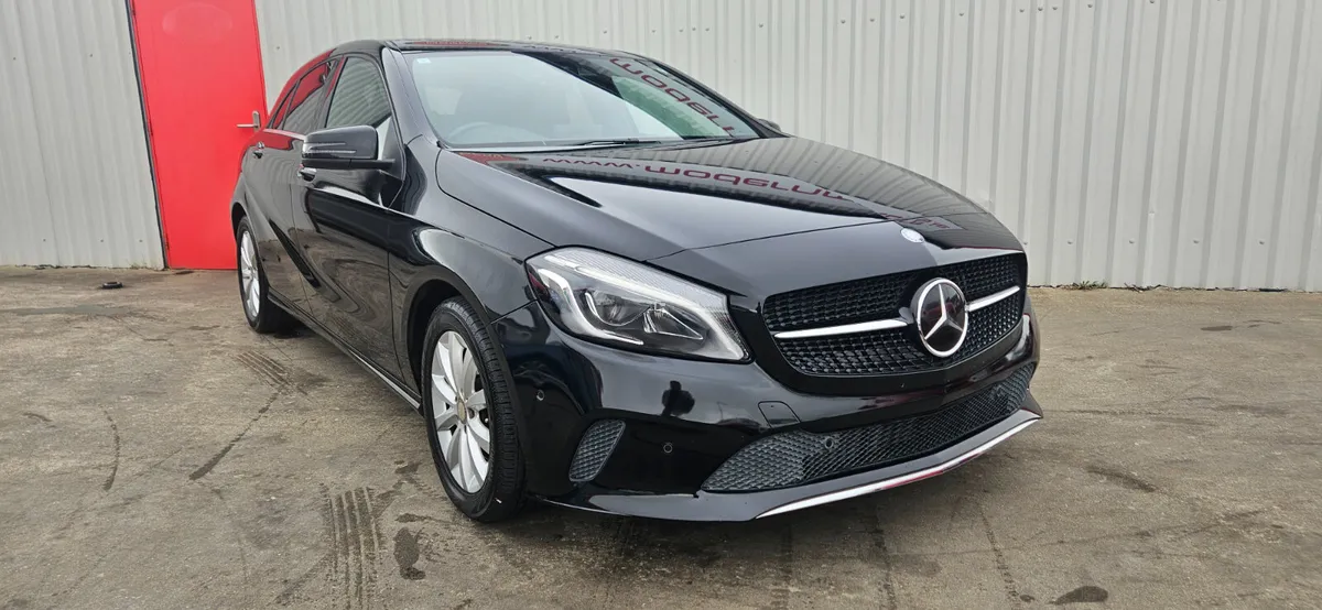 mercedes a180 automatic 1.6 petrol low kms - Image 4