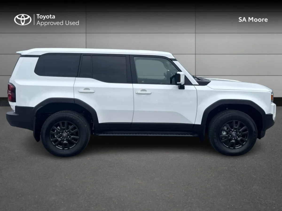 Toyota Land Cruiser 2 Seat Commercial - Cancelled - Image 3