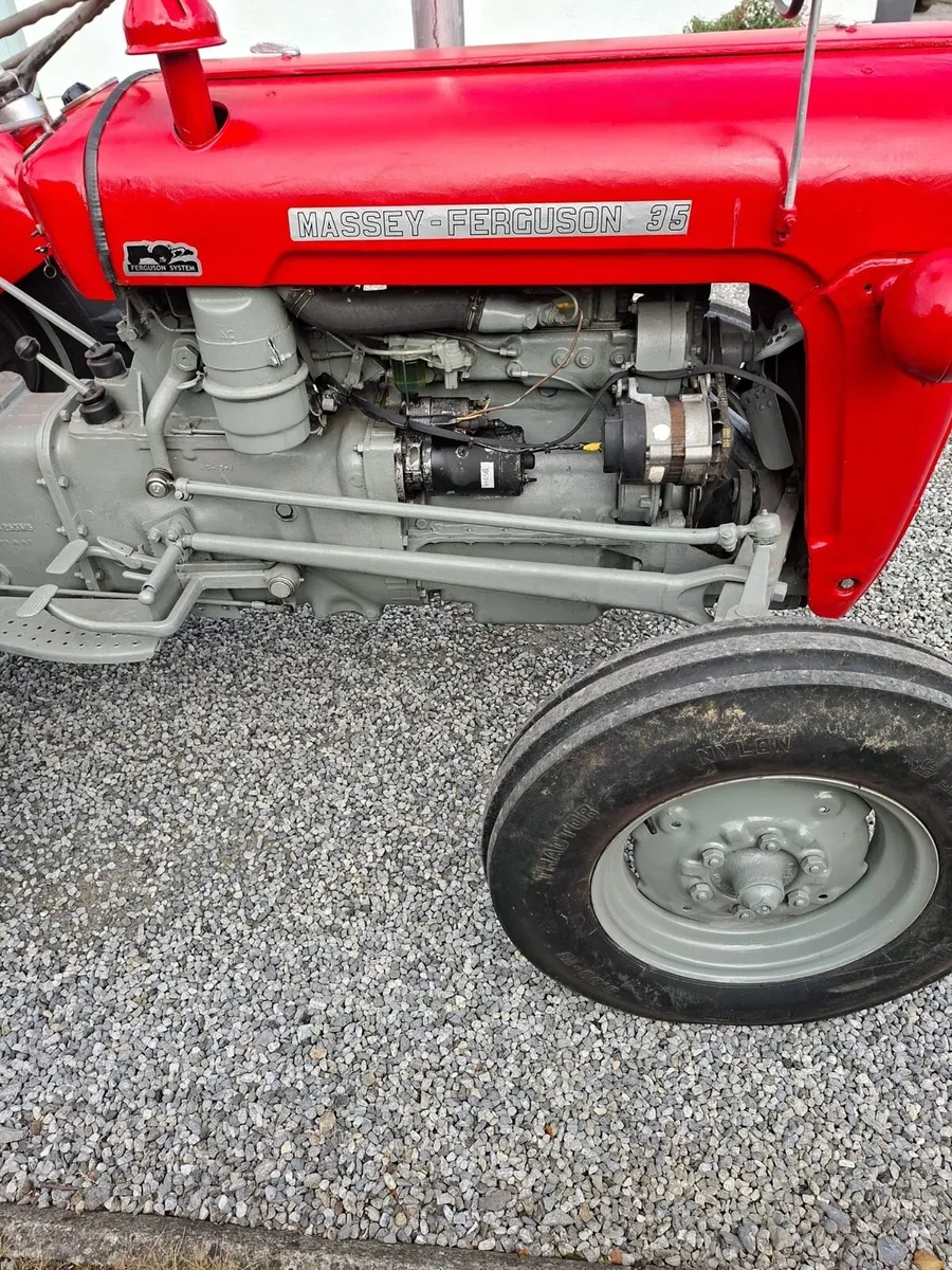 Massey 35 - Image 3