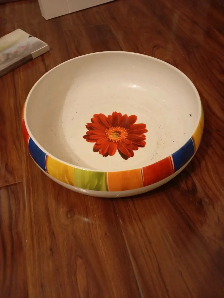 Large pottery serving/salad bowl - Image 2