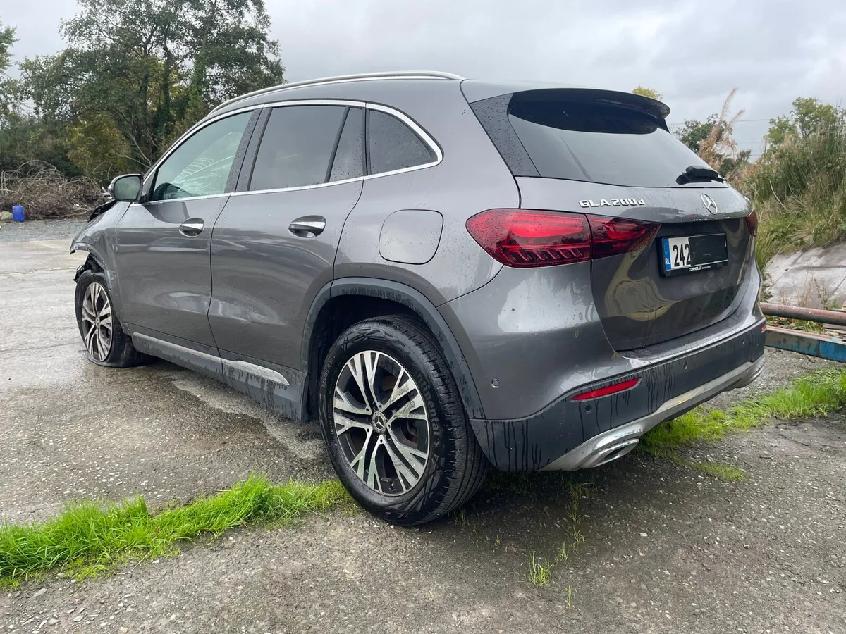 Mercedes GLA 200 D  4Matic - Image 3