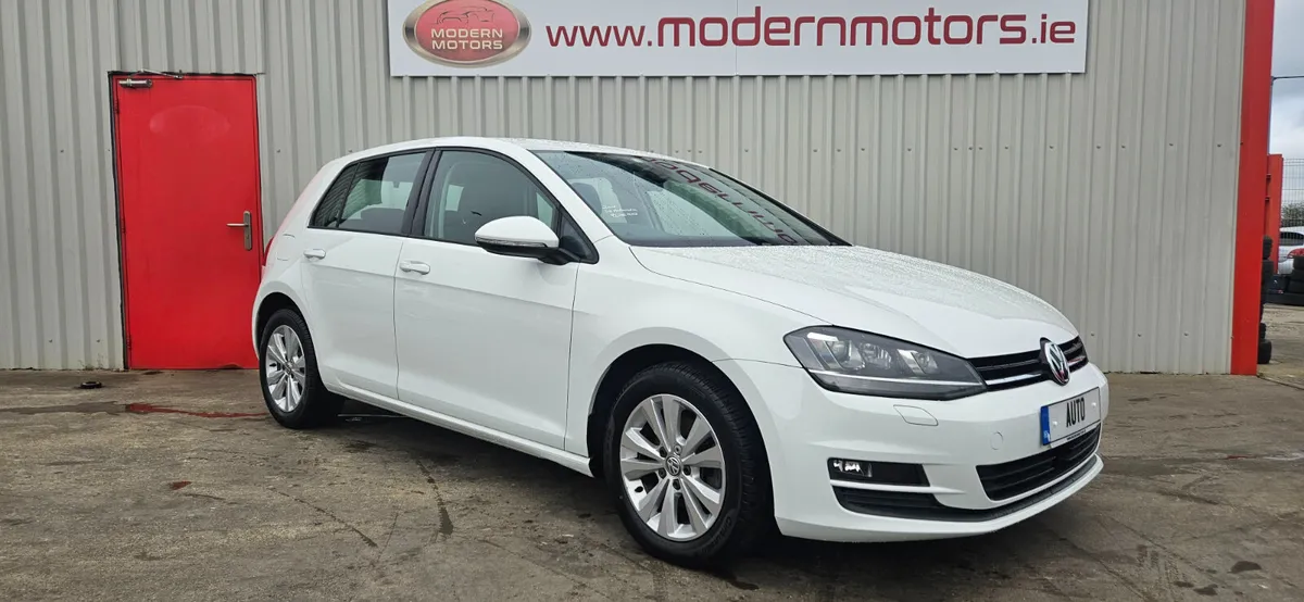 Volkswagen Golf auto 1.2 dsg comfortline low kms - Image 2