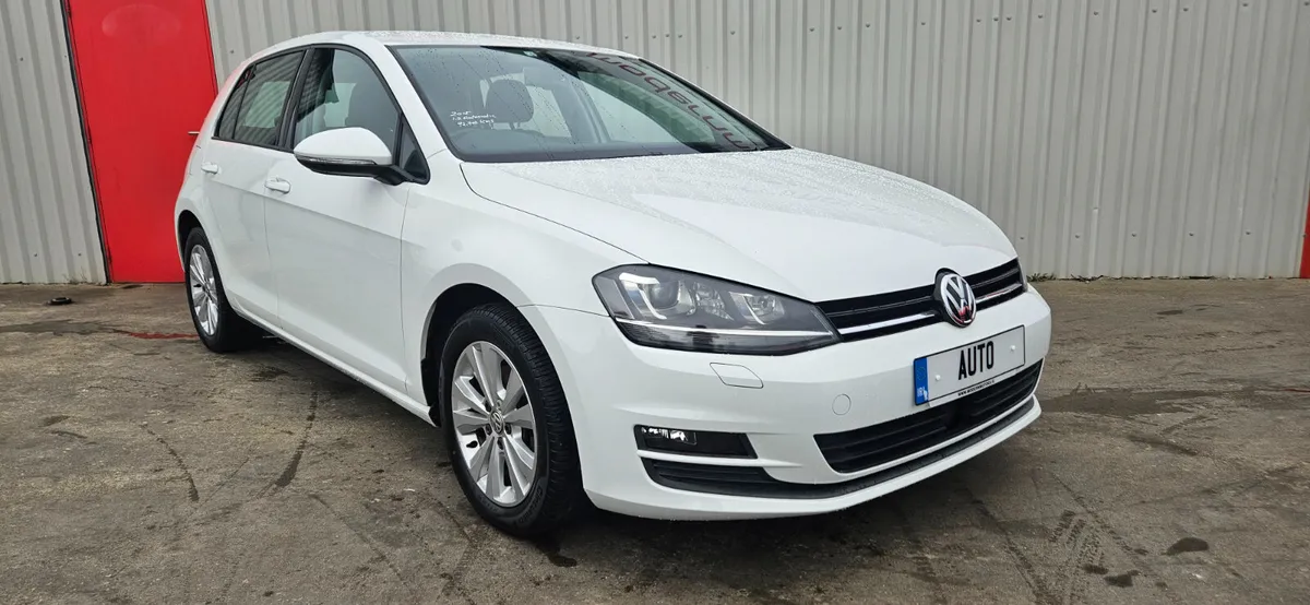 Volkswagen Golf auto 1.2 dsg comfortline low kms - Image 4