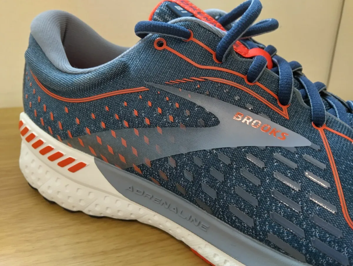 Running Shoes - Image 3