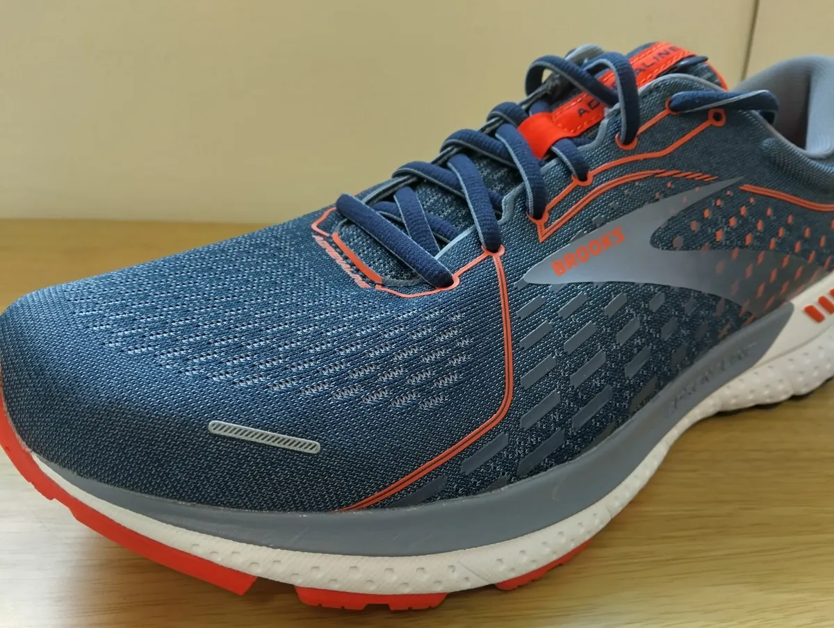 Running Shoes - Image 4