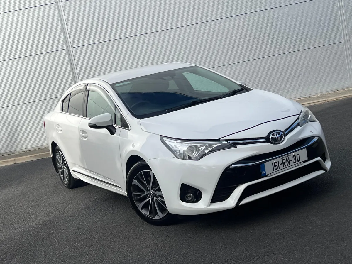 Toyota Avensis 2016 diesel 2.0 Leather - Image 4
