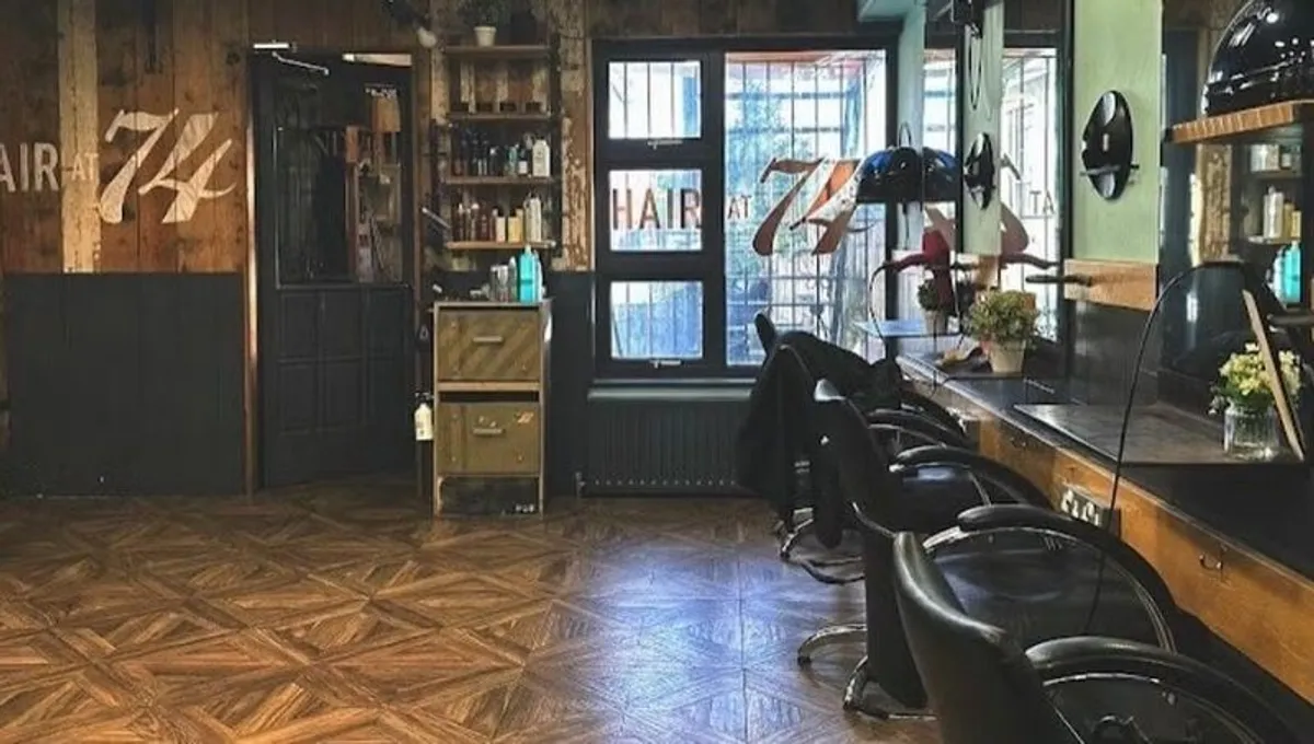 nail bar rent