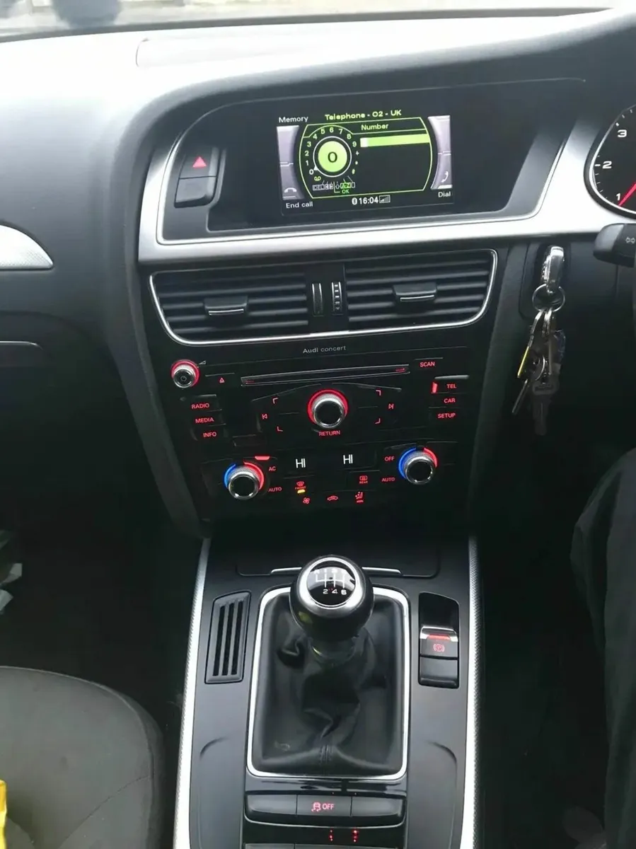 Audi A4 2012 - Image 2