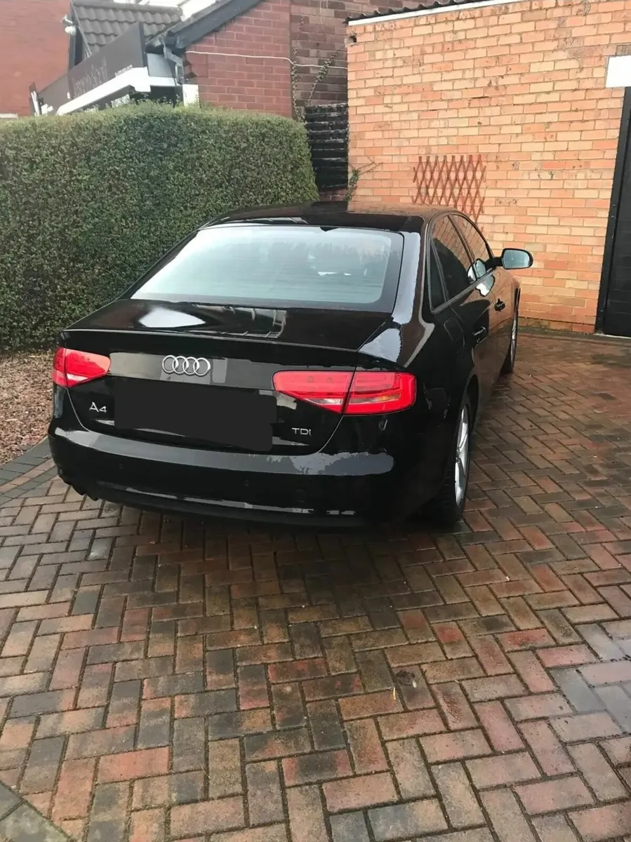 Audi A4 2012 - Image 4