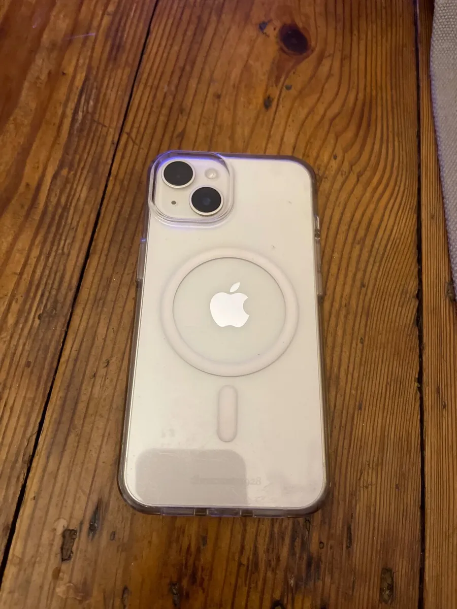 iPhone 14 - Image 2