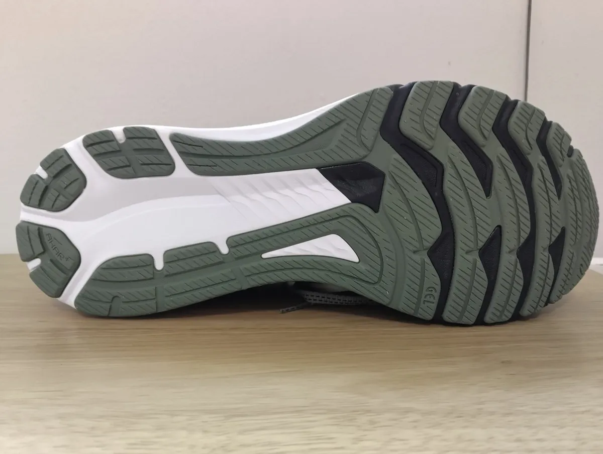 Running Shoes - Image 4