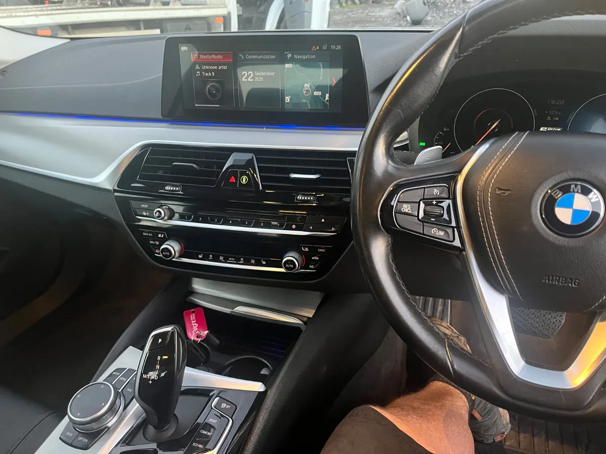19 bmw 530e not recorded - Image 4