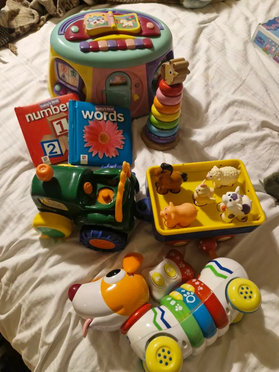 Baby/toddler jigsaw, puzzle & toy bundle - Image 1