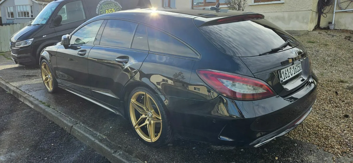 Mercedes CLS 350 Shooting Brake - Image 2