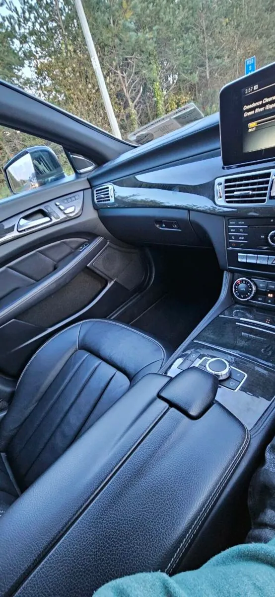 Mercedes CLS 350 Shooting Brake - Image 4