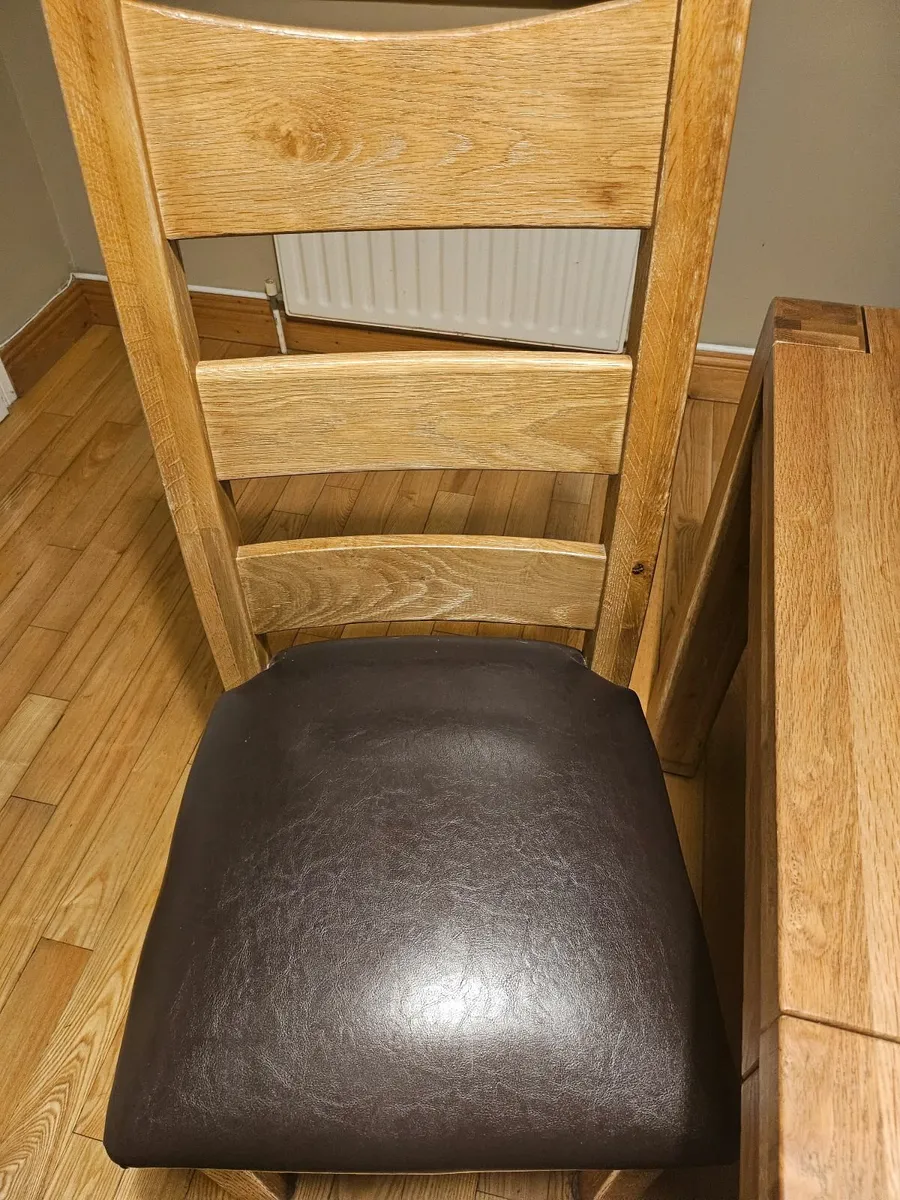 Kitchen tables and 6 leather chairs - Image 3