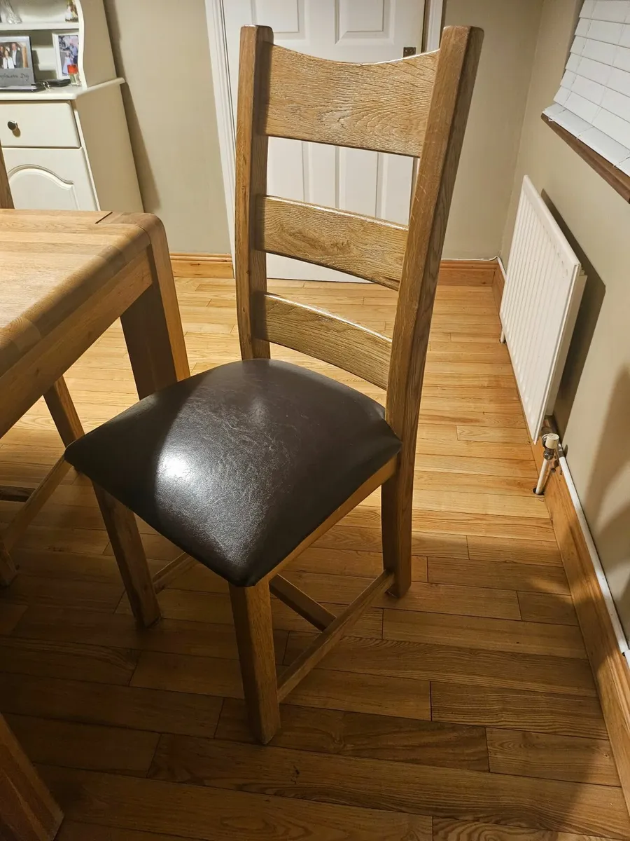 Kitchen tables and 6 leather chairs - Image 4