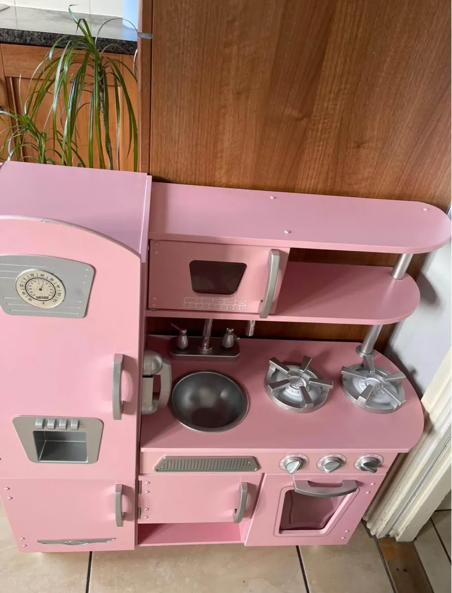 Wooden play kitchen - Image 2