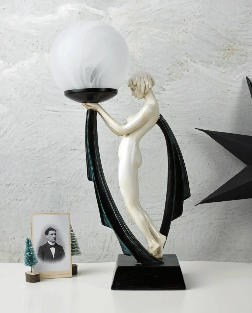 Light with Sphere Shade Dancer Art Deco Style - Image 3
