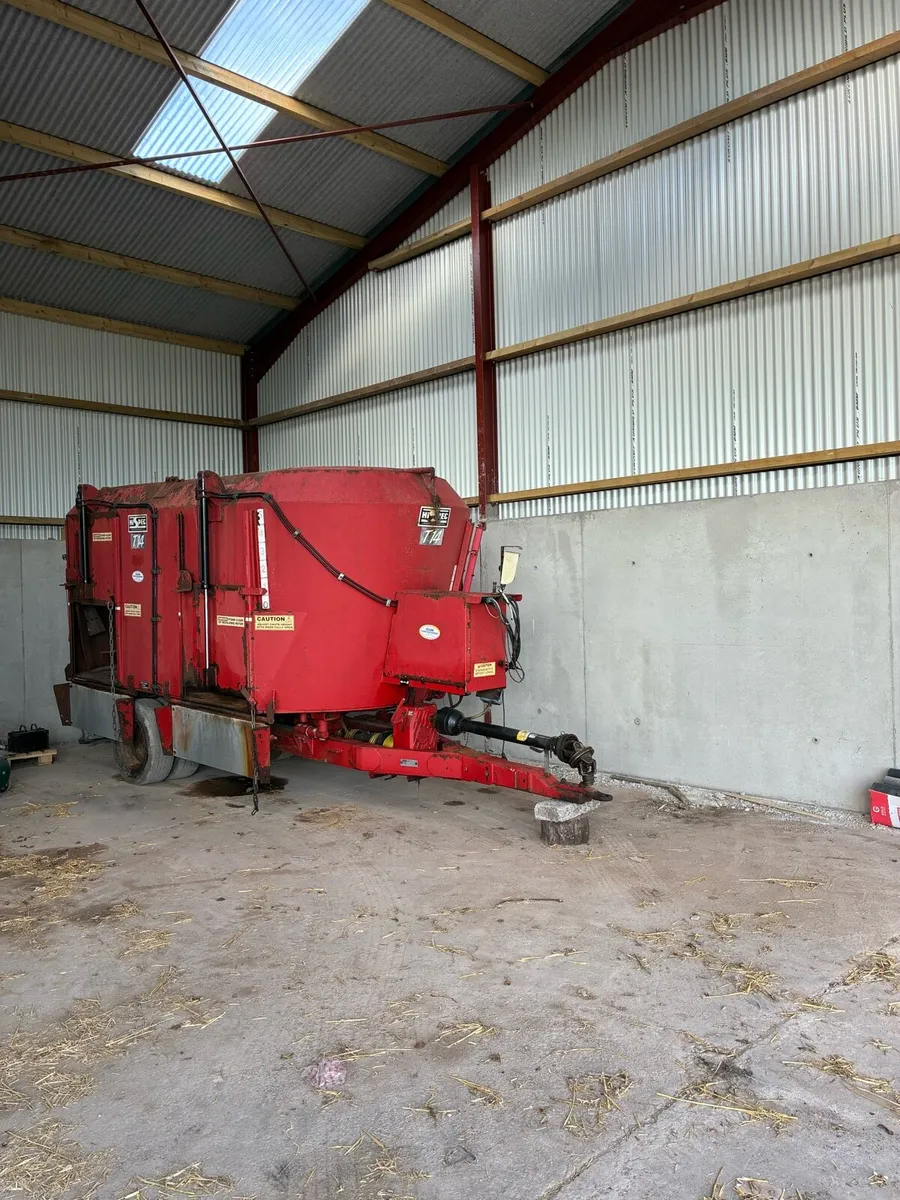 Hi spec diet feeder - Image 1