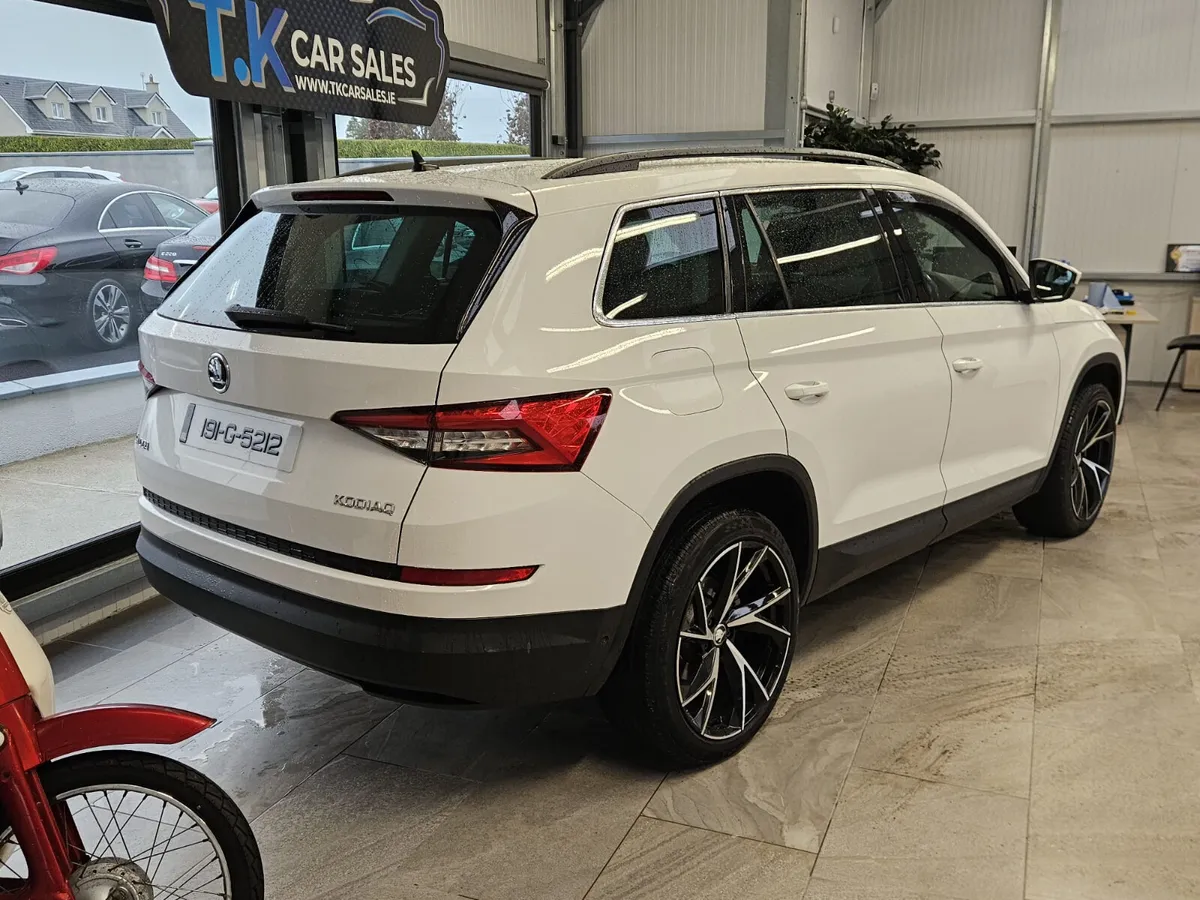 19 SKODA KODIAQ STYLE EDITION 2.0 DIESEL 150 BHP - Image 4