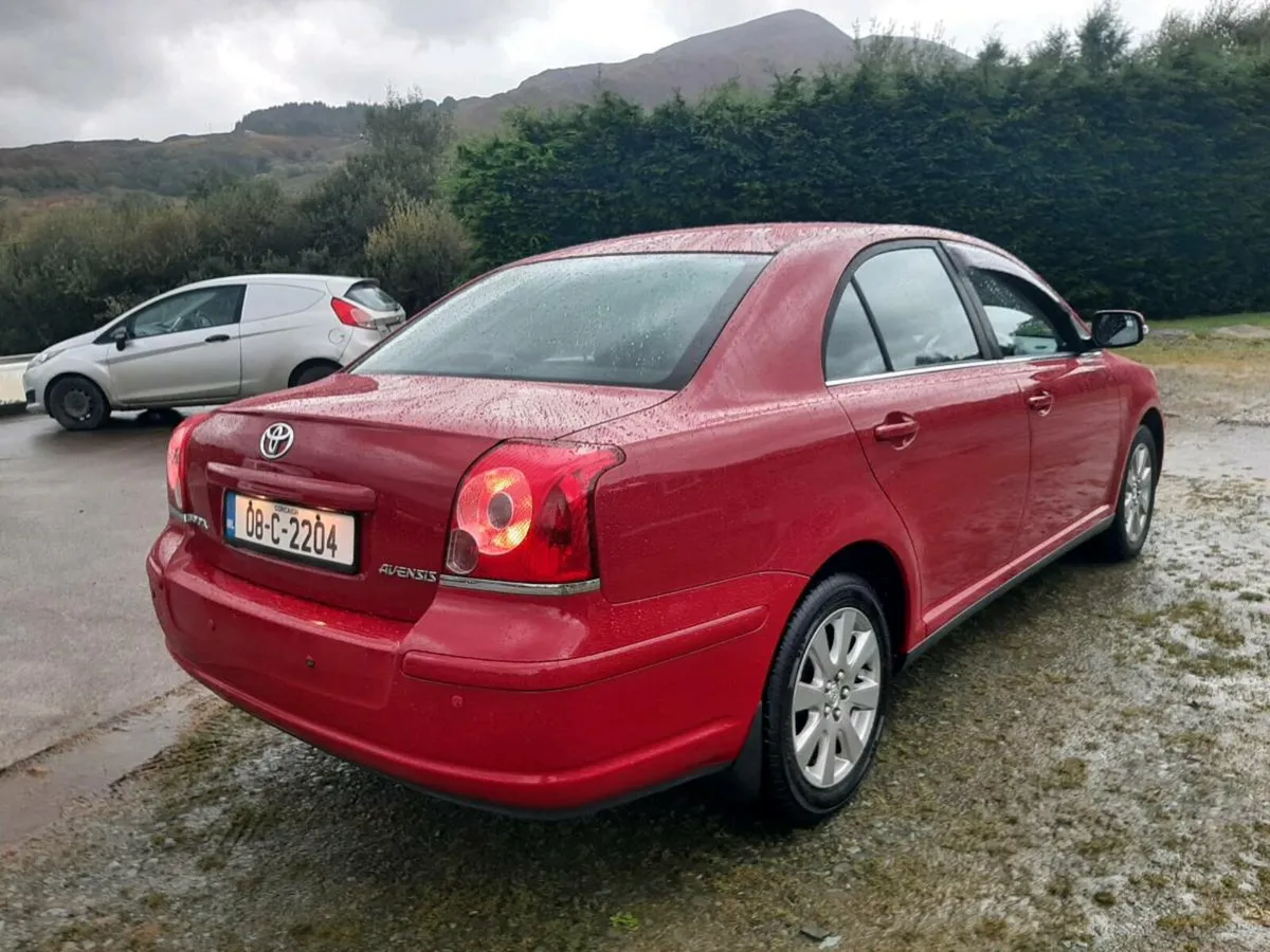 Toyota Avensis 1.6 - Image 4