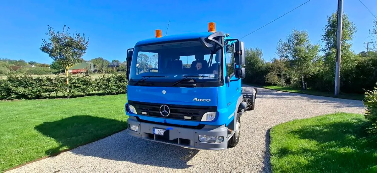 Mercedes atego only 55km - Image 1