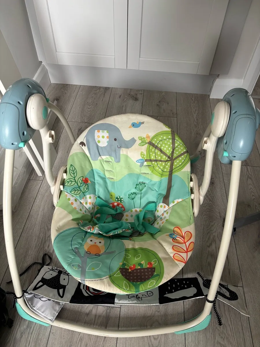Baby swing - battery powered
