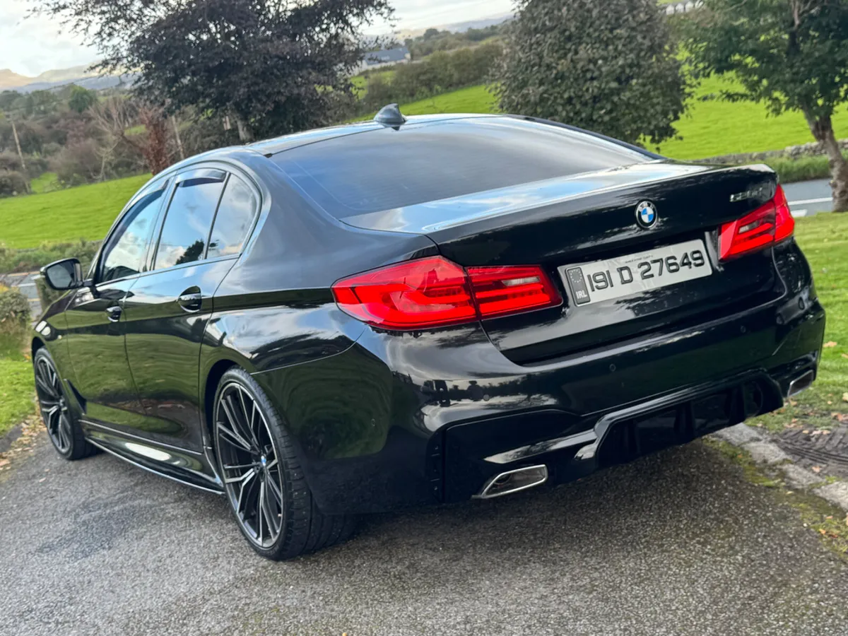 BMW 5-Series 2019 m sport - Image 2